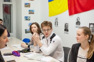 mE7VoiEtI